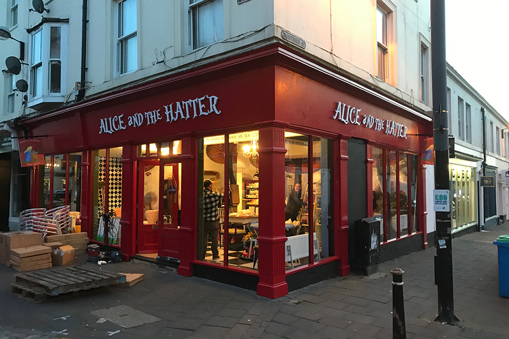 Retail shopfront graphics fit-out by UK Install